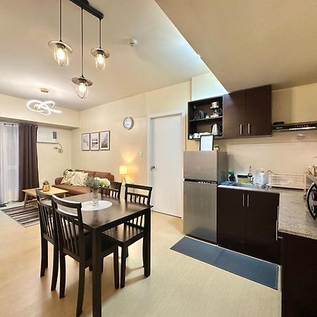 קגיאן דה אורו 2-Bedroom Condo Unit With Balcony At Centrio Tower Beside Ayala Centrio Mall Downtown Cdo מראה חיצוני תמונה