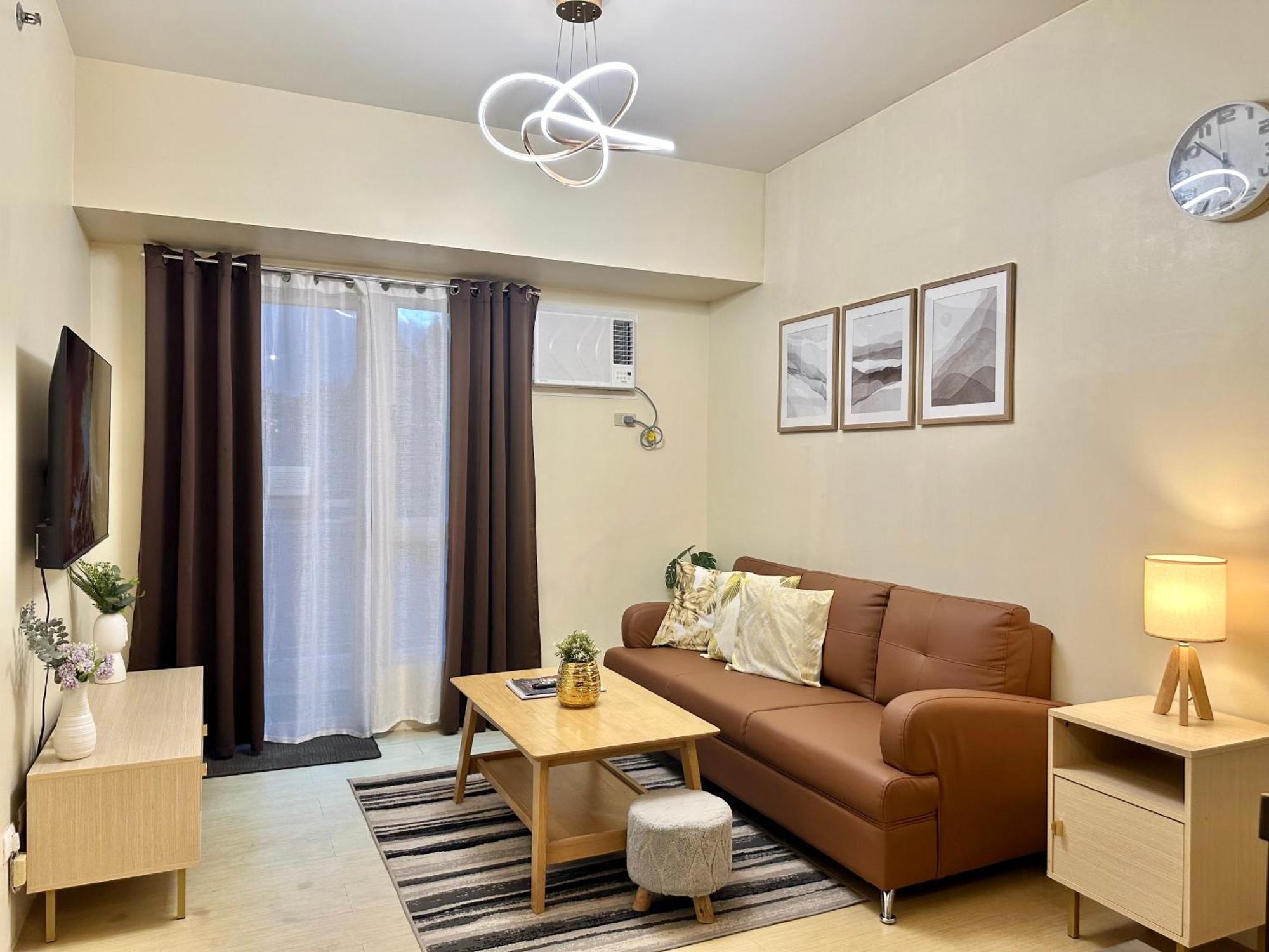 קגיאן דה אורו 2-Bedroom Condo Unit With Balcony At Centrio Tower Beside Ayala Centrio Mall Downtown Cdo מראה חיצוני תמונה